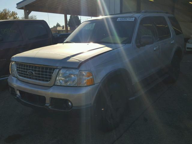 1FMZU73W44ZA37604 - 2004 FORD EXPLORER X SILVER photo 2