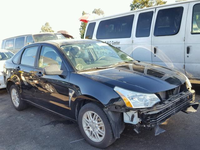 1FAHP35N68W116113 - 2008 FORD FOCUS BLACK photo 1