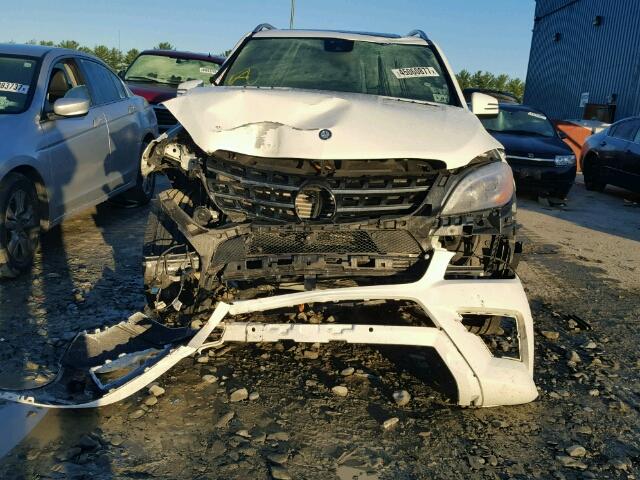 4JGDA2EB2EA317103 - 2014 MERCEDES-BENZ ML 350 BLU WHITE photo 9