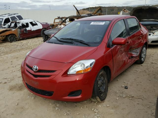 JTDBT923981269258 - 2008 TOYOTA YARIS RED photo 2