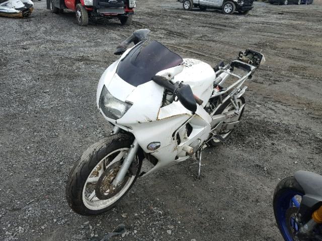 JH2PC250XVM601885 - 1997 HONDA CBR600 F3 WHITE photo 2