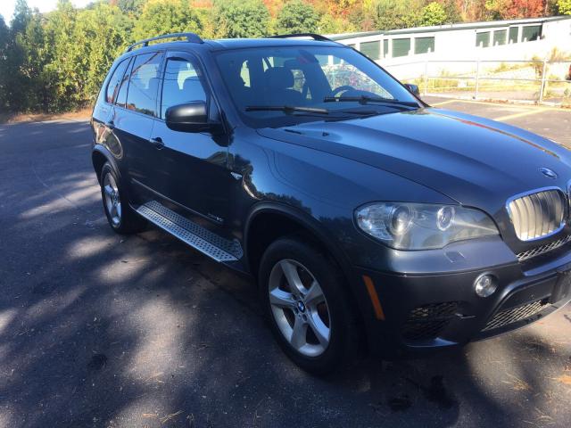 5UXZV8C50BLL67964 - 2011 BMW X5 GRAY photo 1