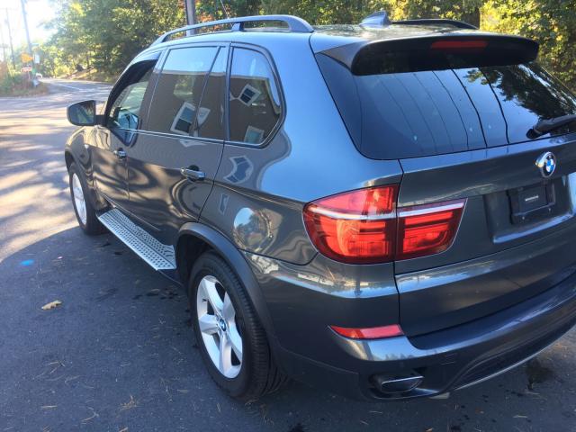 5UXZV8C50BLL67964 - 2011 BMW X5 GRAY photo 3