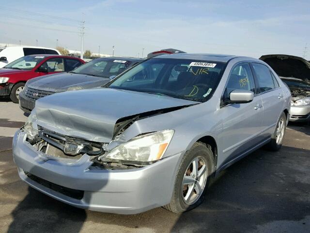 1HGCM56684A046106 - 2004 HONDA ACCORD SILVER photo 2