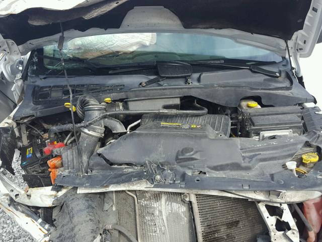 1D8HD58N35F620495 - 2005 DODGE DURANGO WHITE photo 7