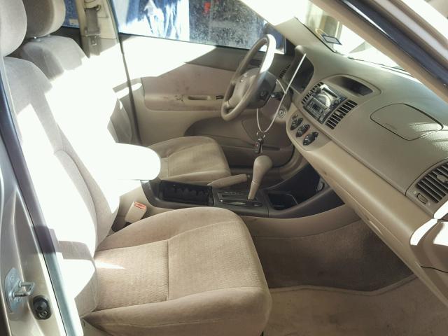 JTDBE32K330177141 - 2003 TOYOTA CAMRY LE 金色 照片 5