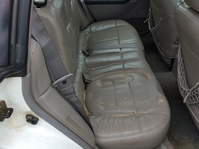 JF1SF6555WH750881 - 1998 SUBARU FORESTER S 白色 照片 6