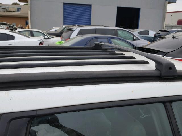 JF1SF6555WH750881 - 1998 SUBARU FORESTER S 白色 照片 9