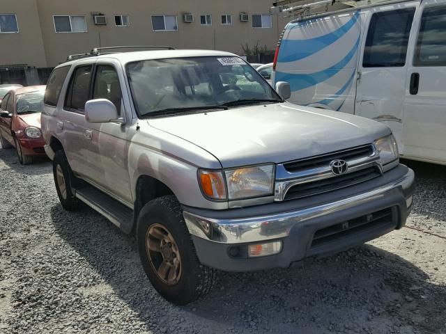 JT3GN86R120219738 - 2002 TOYOTA 4RUNNER SR SILVER photo 1