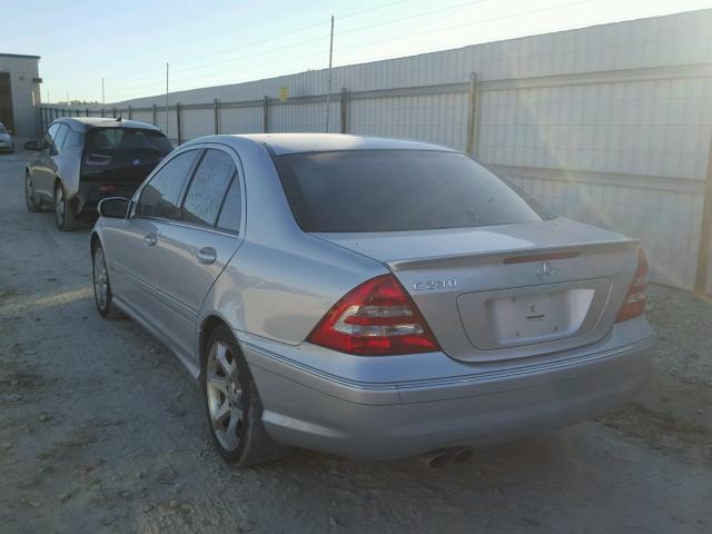 WDBRF52H77A927988 - 2007 MERCEDES-BENZ C SILVER photo 3