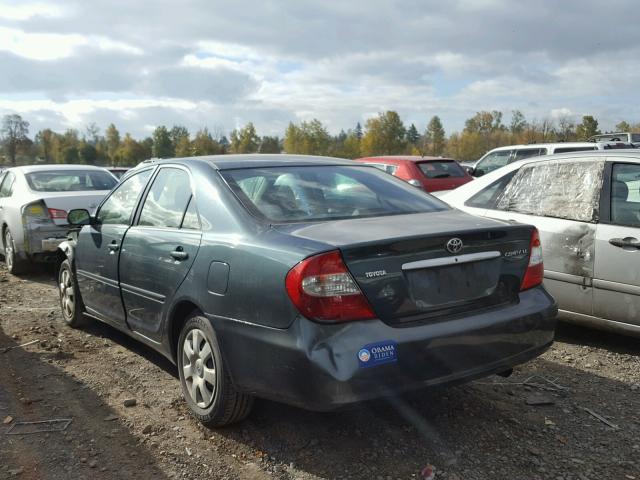 4T1BE32K23U725750 - 2003 TOYOTA CAMRY BLUE photo 3