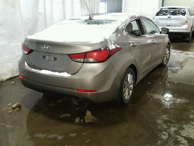 5NPDH4AE2EH538687 - 2014 HYUNDAI ELANTRA SE GRAY photo 4