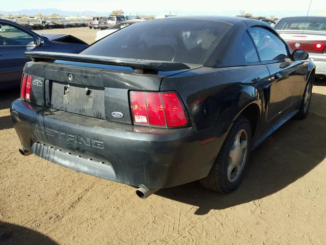 1FAFP40442F173929 - 2002 FORD MUSTANG BLACK photo 4