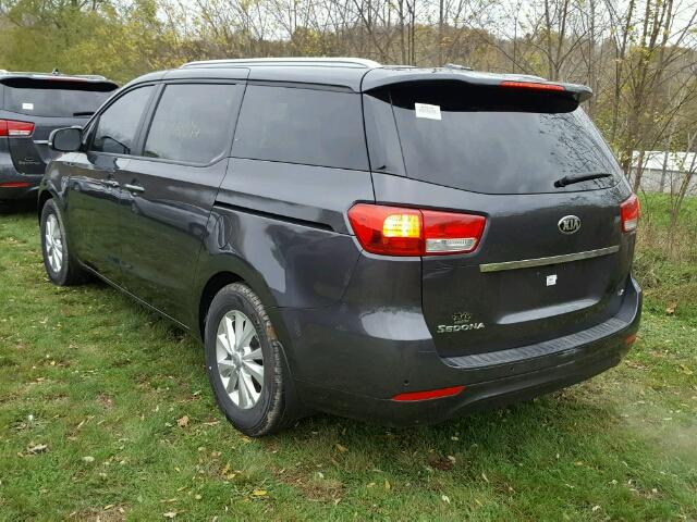 KNDMB5C19H6320441 - 2017 KIA SEDONA GRAY photo 3