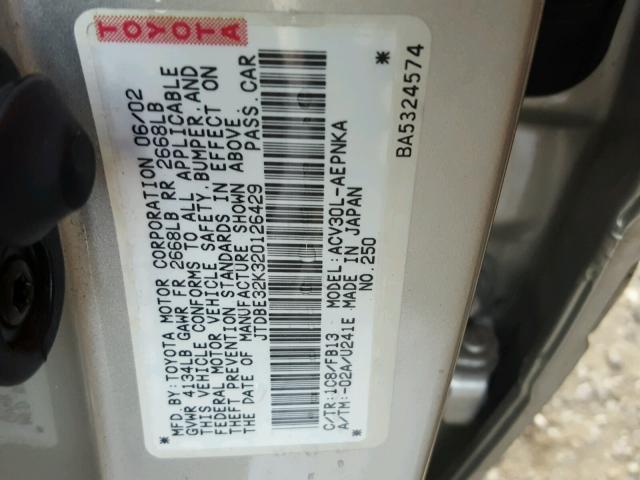 JTDBE32K320126429 - 2002 TOYOTA CAMRY LE 银色 照片 10