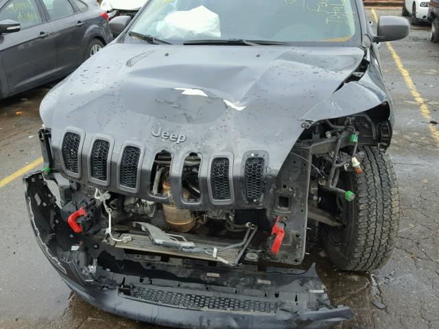 1C4PJMBS3GW131416 - 2016 JEEP CHEROKEE GRAY photo 7