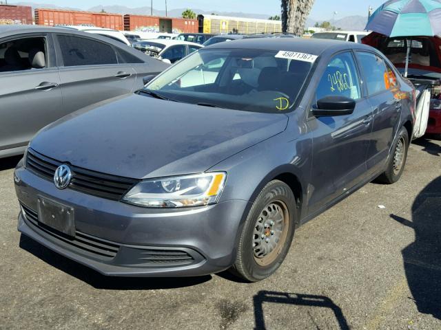 3VW2K7AJ7EM287261 - 2014 VOLKSWAGEN JETTA BASE 石墨色 照片 2