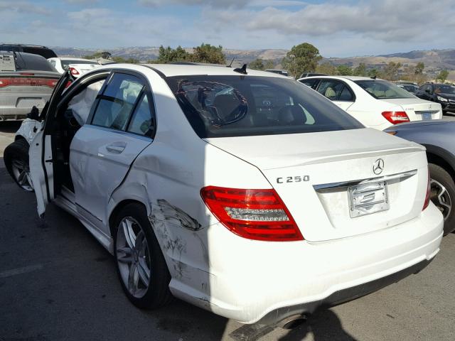 WDDGF4HB3ER309299 - 2014 MERCEDES-BENZ C 250 WHITE photo 3