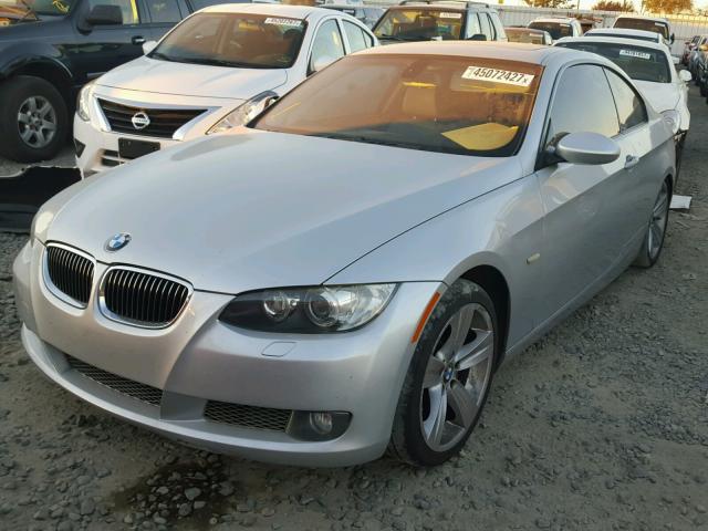 WBAWB73559P045456 - 2009 BMW 335 I SILVER photo 2