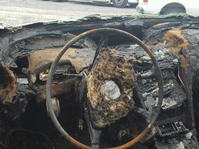 WDBHA29G3YA808178 - 2000 MERCEDES-BENZ C BURN photo 8