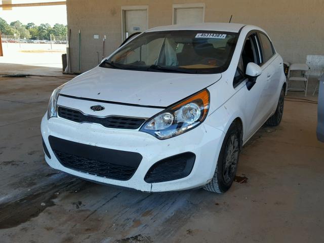 KNADN5A31C6028218 - 2012 KIA RIO SILVER photo 2