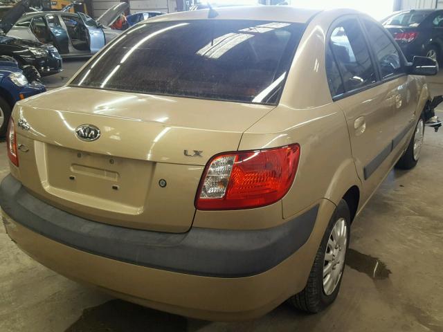 KNADE123X66077946 - 2006 KIA RIO BROWN photo 4