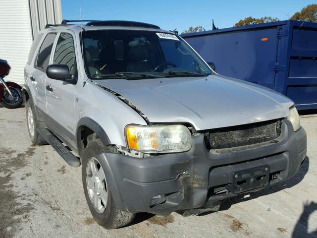 1FMYU04152KC83055 - 2002 FORD ESCAPE XLT SILVER photo 1