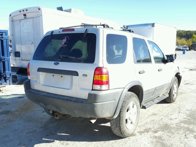 1FMYU04152KC83055 - 2002 FORD ESCAPE XLT SILVER photo 4