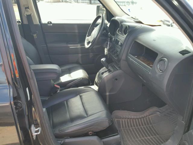 1J4FT48B09D154769 - 2009 JEEP PATRIOT LI BLACK photo 5