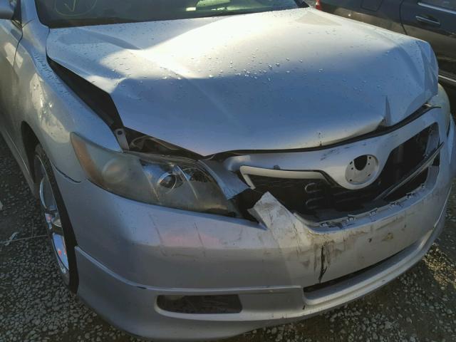 4T1BK46K27U030506 - 2007 TOYOTA CAMRY NEW SILVER photo 9