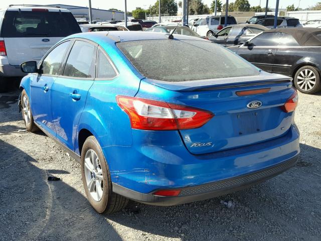 1FAHP3F2XCL206248 - 2012 FORD FOCUS SE BLUE photo 3