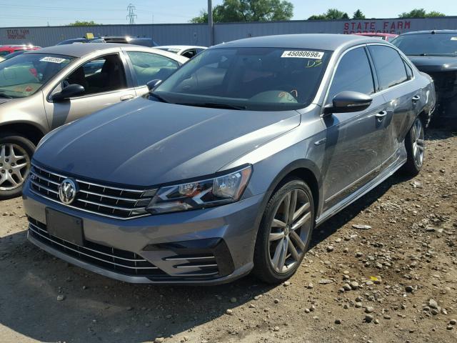 1VWDT7A38HC024290 - 2017 VOLKSWAGEN PASSAT R-L WHITE photo 2