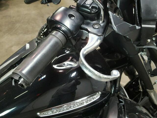 1HD1KEM10CB630574 - 2012 HARLEY-DAVIDSON FLHTK ELEC 黑色 照片 11