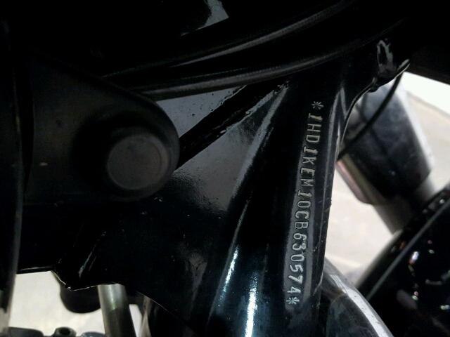 1HD1KEM10CB630574 - 2012 HARLEY-DAVIDSON FLHTK ELEC 黑色 照片 20