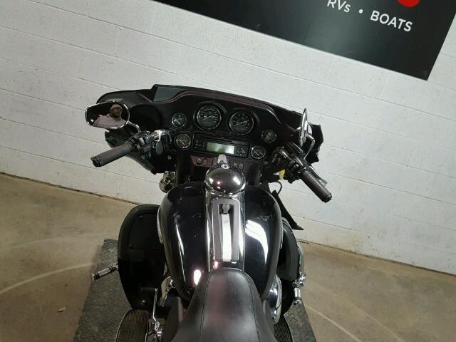 1HD1KEM10CB630574 - 2012 HARLEY-DAVIDSON FLHTK ELEC 黑色 照片 8