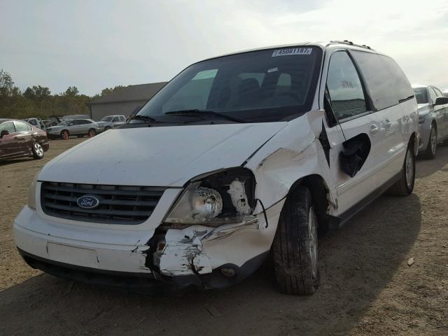 2FMZA57695BA37870 - 2005 FORD FREESTAR S WHITE photo 2