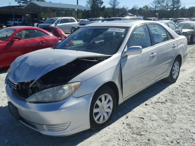 4T1BE32K46U142312 - 2006 TOYOTA CAMRY LE SILVER photo 2