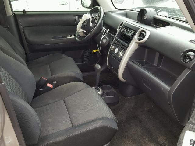 JTLKT324964085590 - 2006 TOYOTA SCION XB Plata foto 5