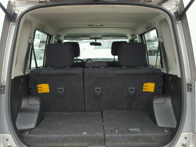 JTLKT324964085590 - 2006 TOYOTA SCION XB Plata foto 9