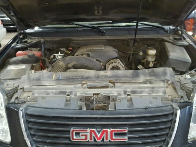 1GKFK13017R320475 - 2007 GMC YUKON BLACK photo 7