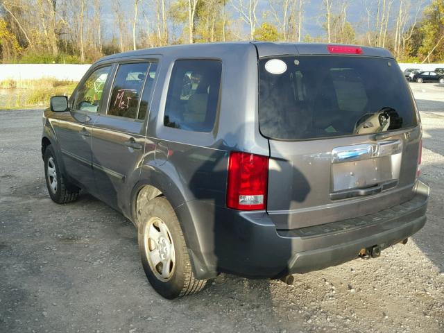 5FNYF4H23BB023808 - 2011 HONDA PILOT LX GRAY photo 3