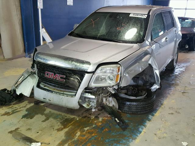 2CTALBEW4A6287991 - 2010 GMC TERRAIN SL GRAY photo 2