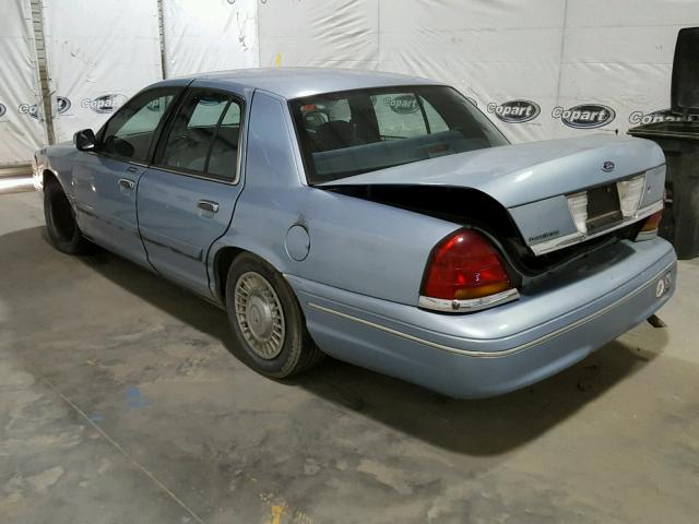 2FAFP73W9XX160751 - 1999 FORD CROWN VICT BLUE photo 3