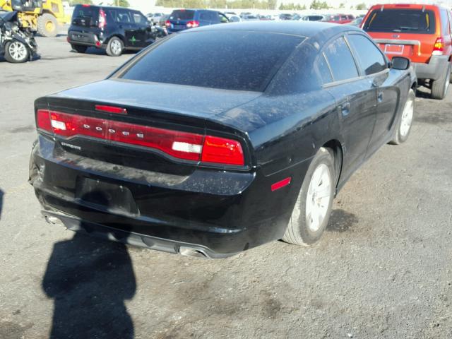 2C3CDXBG0DH654152 - 2013 DODGE CHARGER SE BLACK photo 4