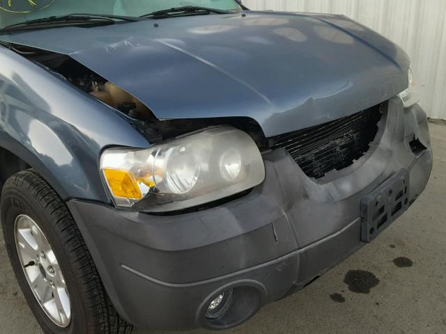 1FMYU93135KD39021 - 2005 FORD ESCAPE XLT BLUE photo 9