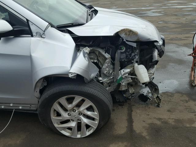 2HKRM4H72FH672934 - 2015 HONDA CR-V EXL 银色 照片 9