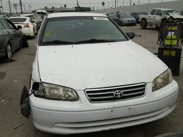 JT2BF22K6Y0287298 - 2000 TOYOTA CAMRY CE WHITE photo 10