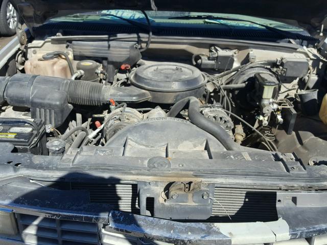 1GTEC14KXRE511147 - 1994 GMC SIERRA C15 GRAY photo 7