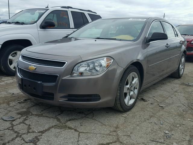 1G1ZB5EB1AF197972 - 2010 CHEVROLET MALIBU LS თაფლისფერი ფოტო 2