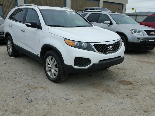 5XYKTDA23BG178604 - 2011 KIA SORENTO WHITE photo 1